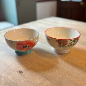 Pioneer Woman- Floral Ceramic Pedestal Bowls Set